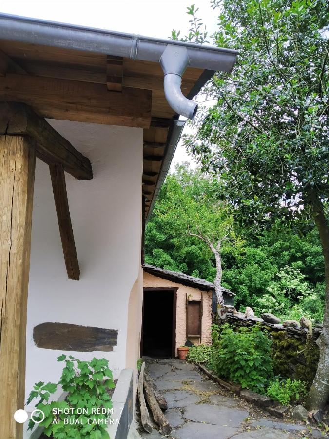 Casa Da Loaira Villa Quiroga Eksteriør bilde